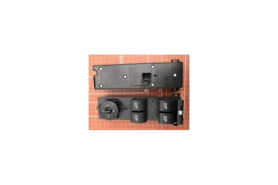 SAP-WS047 — Przełącznik elektrycznych szyb — VOLKSWAGEN / AUDI / 09-14 Focus